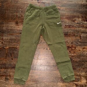 Nike joggers Olive green. Size small
